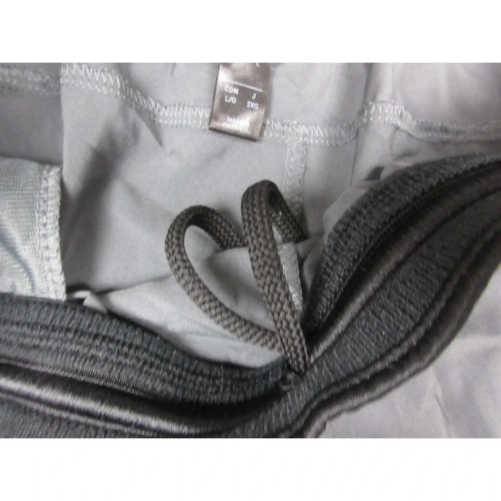 Adidas Shorts Mens Large Gray Microfiber 10 Inch Running Athletic Gym Pockets